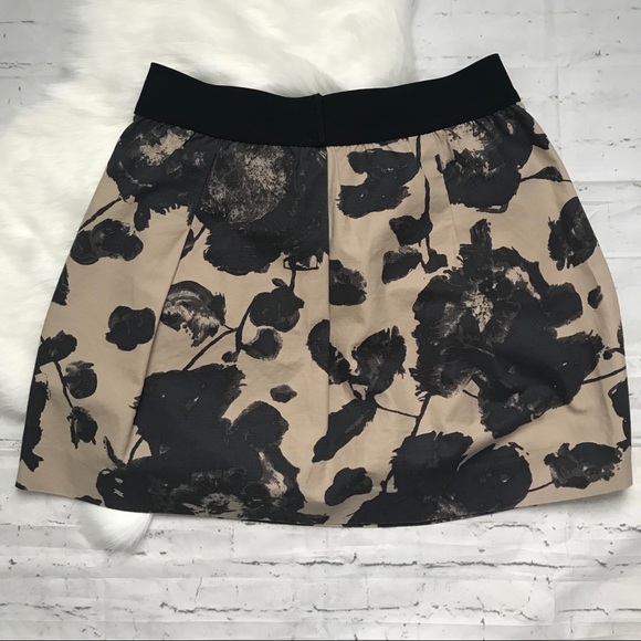 J. Crew Tan Black Watercolor Floral Pull On Band Pocket Skirt Size 4 - Picture 2 of 4